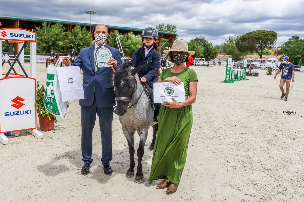 Dos amazonas de la FNH en el Campeonato de España de Ponis